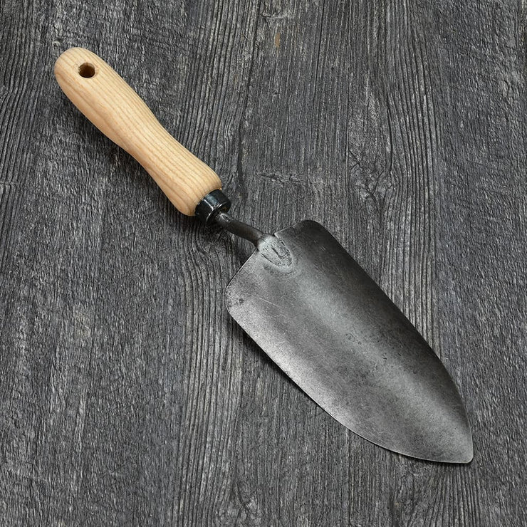 Dutch Trowel